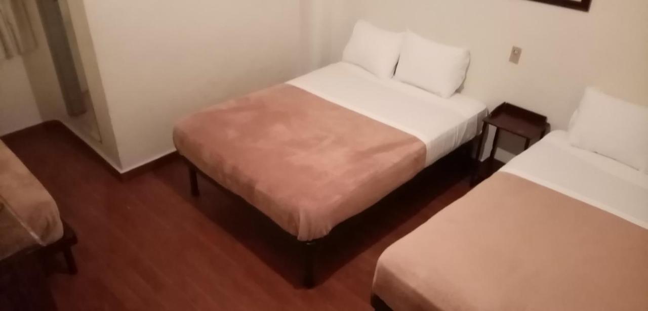 Nueva York 호텔 과달라하라 외부 사진